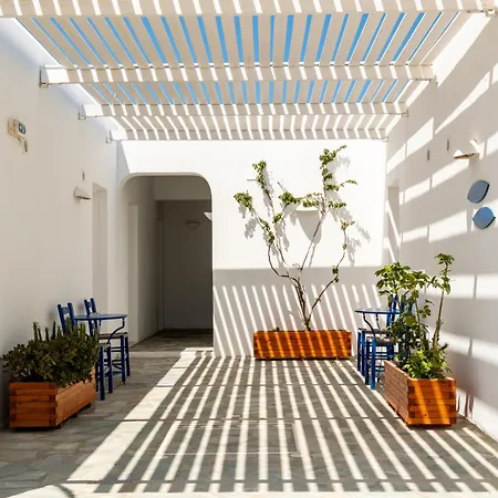 Paros By Kottas فندق 3*