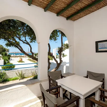 Paros By Kottas ناوسا