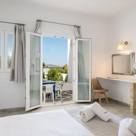فندق Paros By Kottas 3*
