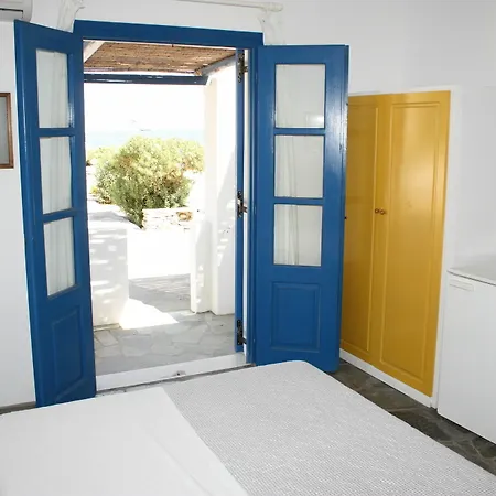 Paros By Kottas מלון נאוסה