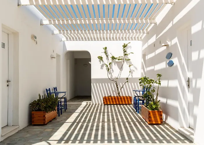 Paros By Kottas ホテル 3*