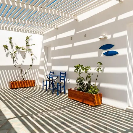 Paros By Kottas Náusza