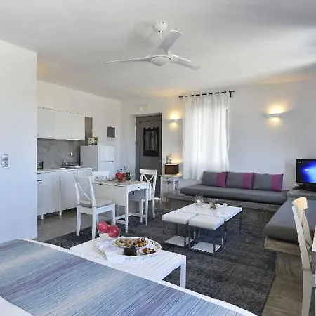 Paros By Kottas 3* Náusza