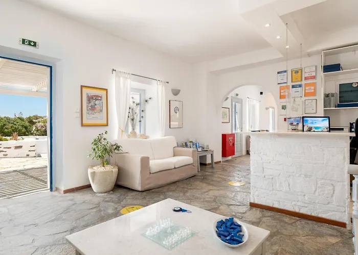 Hotel Paros By Kottas 3*